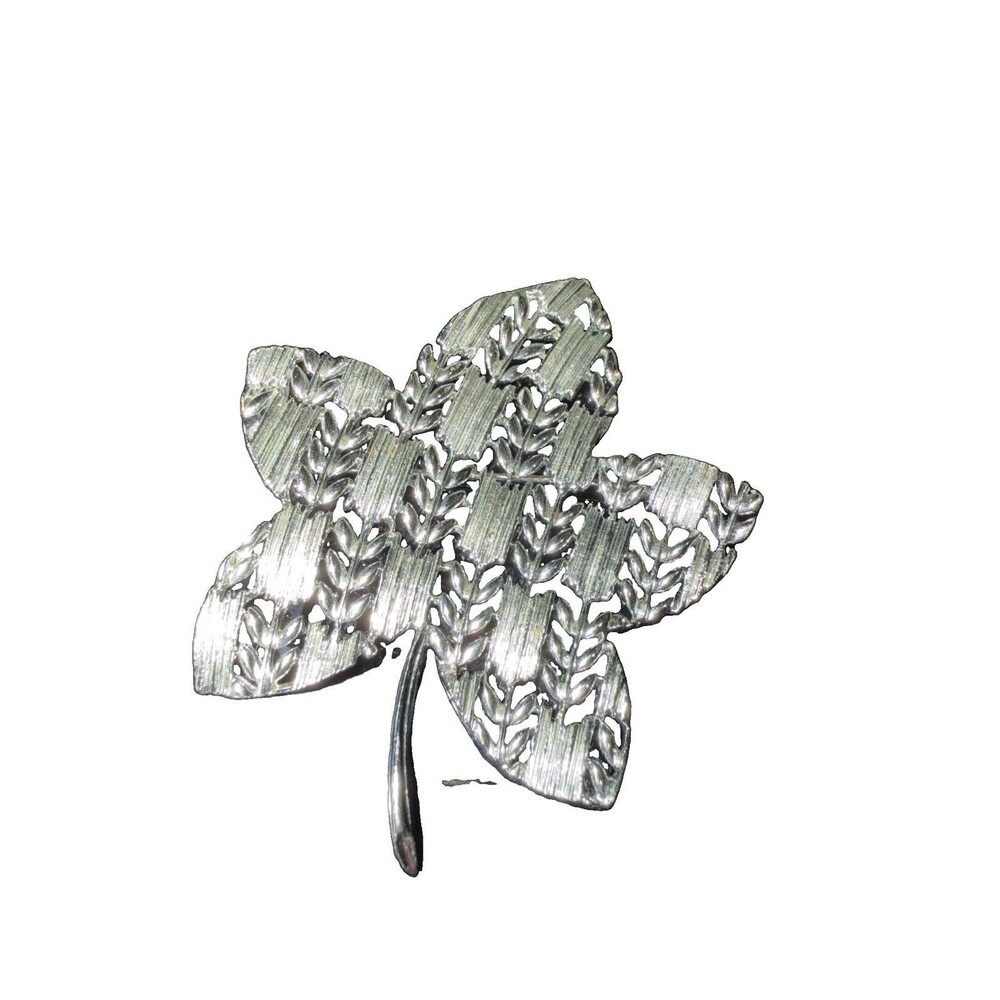 Vintage Signed Lisner Silver Tone Maple Leaf Brooch